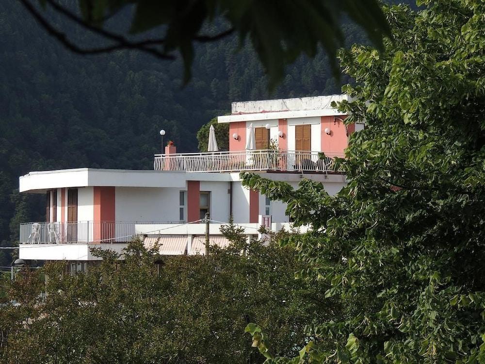 Albergo San Carlo ماسا المظهر الخارجي الصورة