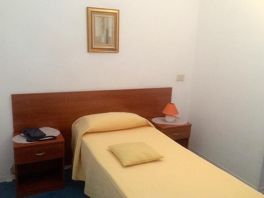 Albergo San Carlo ماسا المظهر الخارجي الصورة